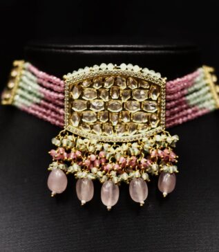 Gulbadan Choker